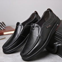 Load image into Gallery viewer, Mens Clubs Seven Loafers