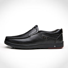 Load image into Gallery viewer, Mens Clubs Seven Loafers